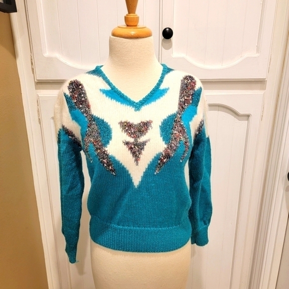 BEAUTIFUL Angora blend abstract teal and white cozy sweater size small - Picture 1 of 7